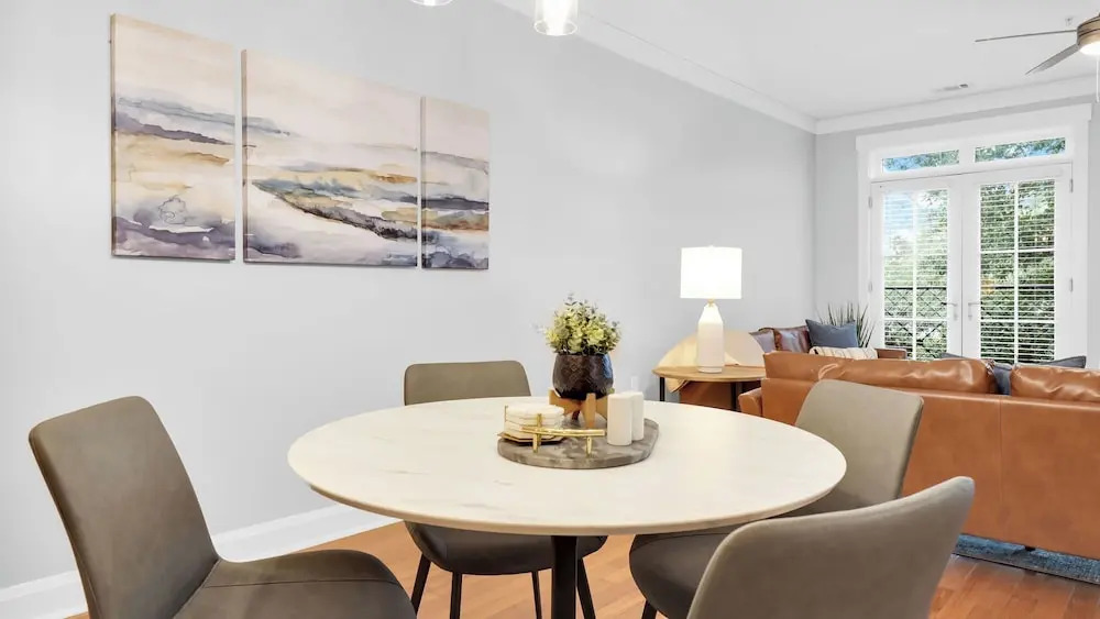13 Condos in the Historic District Entire Building The Juliette by Avantstay
