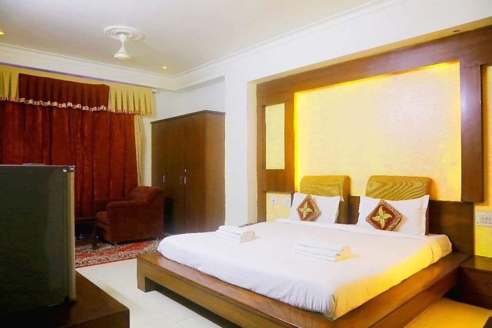 Hotel Rock land By Tuma Hotels