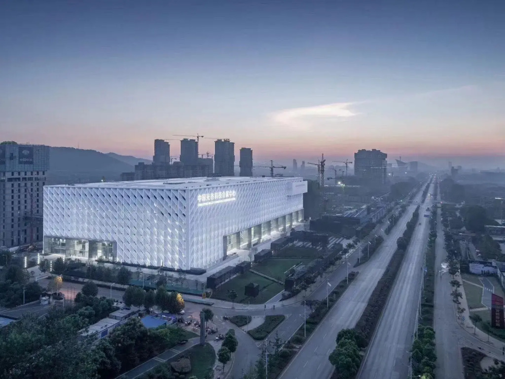 Metropolo Wuhan Optics Valley Convention & Exhibition Center Hotel