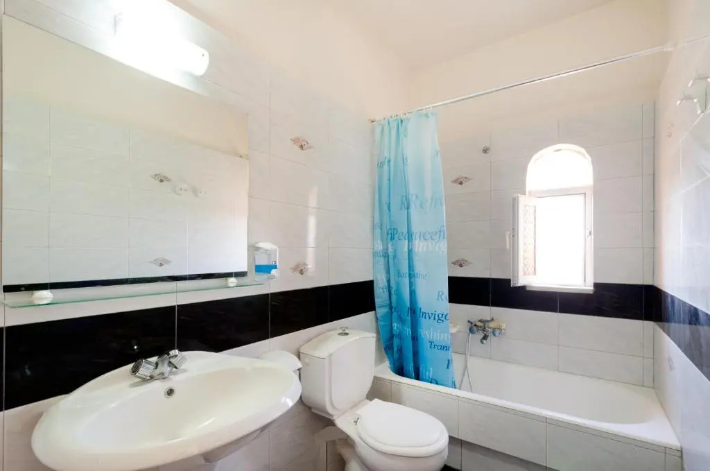 Eugenia Studios & Apartments