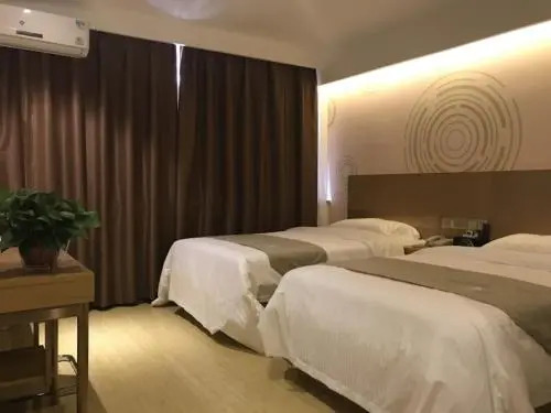 GreenTree Inn Shijiazhuang Xinji City Shifu Street Express Hotel