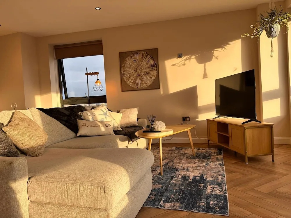 Brighton City View 3-bed Retreat