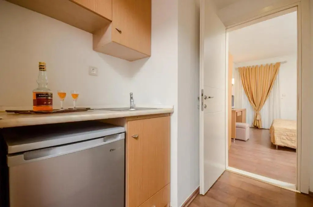 Aeolis Boutique Hotel