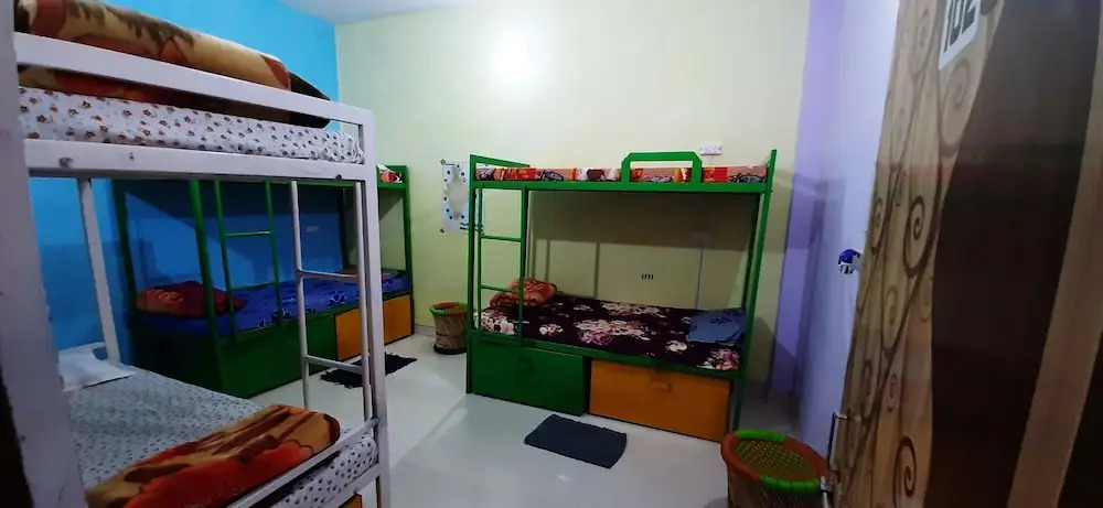 Zigzag Homestay