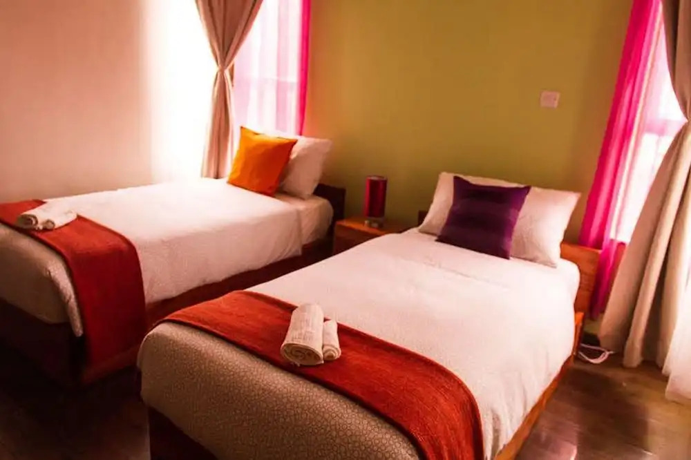Huku Qwetu C5 City Breeze Apartment