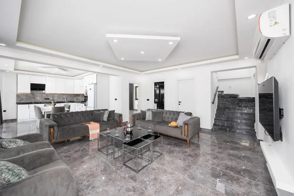 Villa Grand Yasar 1 With 4 Bedrooms and 4 Bathrooms