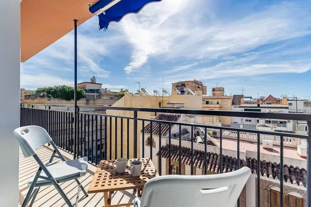 72-Modern Apartment in the Heart of Fuengirola!
