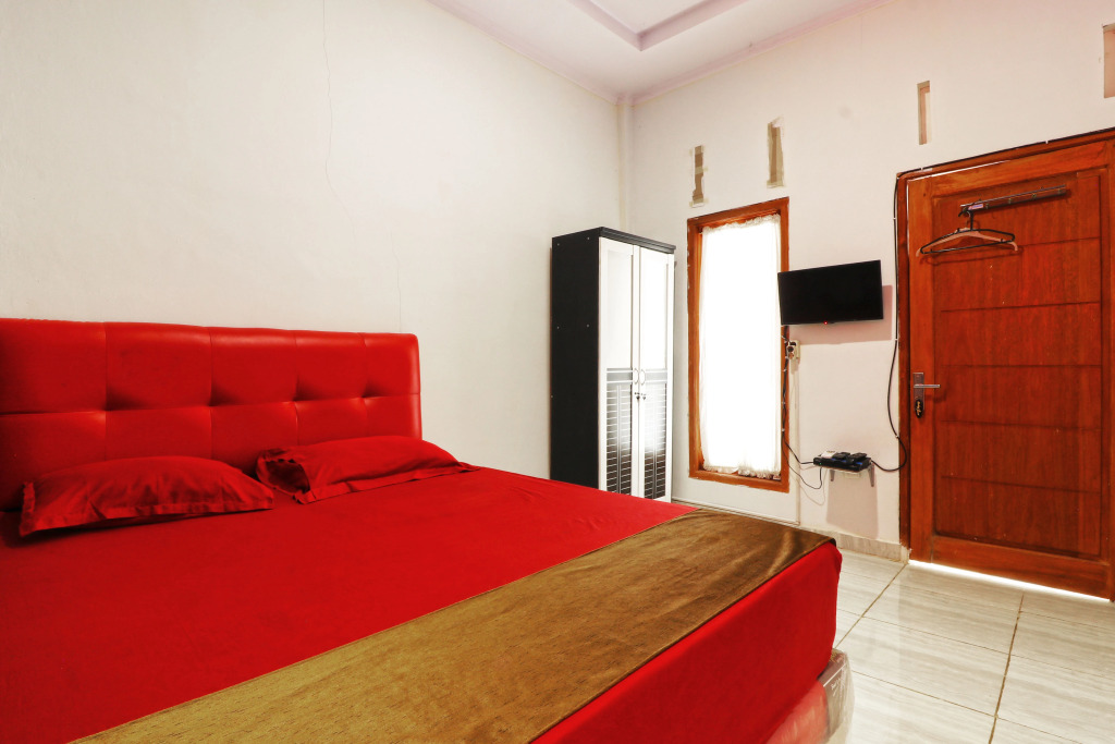 Ombey Guest House