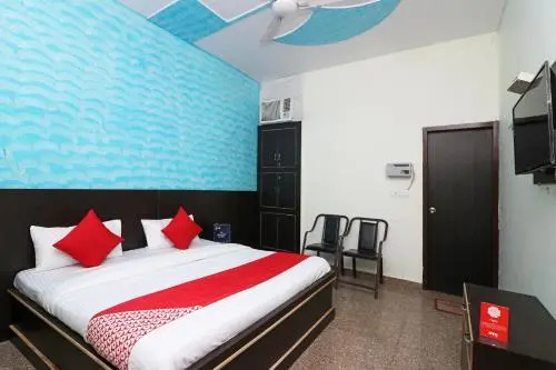Dev Hotel by OYO Rooms