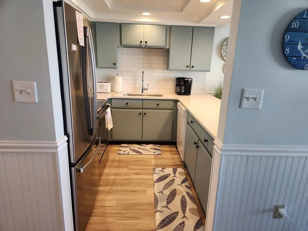 Thunder Island 114c 2 Bedroom Condo by RedAwning