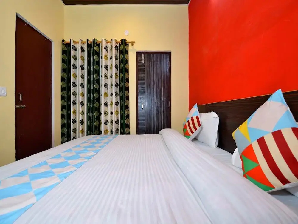 Mussoorie Hikes by OYO Rooms