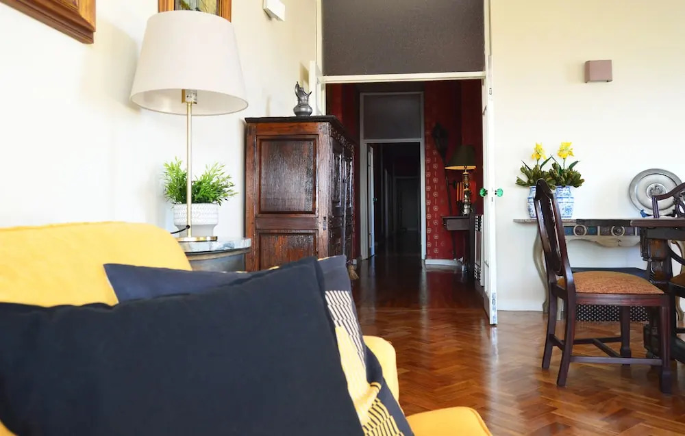 Pardal Apartment by JC