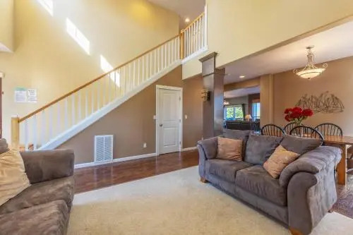 West Sail-River/Mt Vw-5BR/2.5B