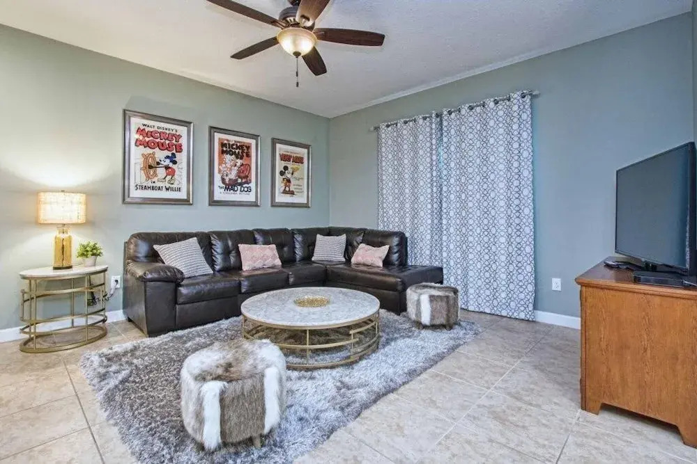 Paradise Palms- 4 Bed Townhome W/splashpool-3250pp 4 Bedroom Townhouse by Redawning