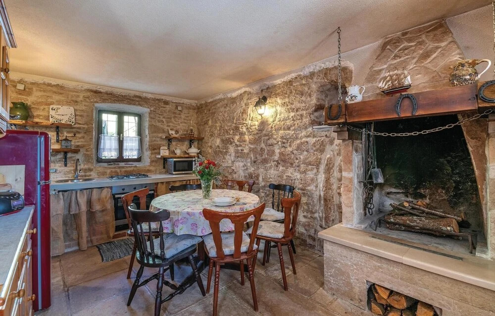 Awesome Home in Rakalj With Wifi and 4 Bedrooms