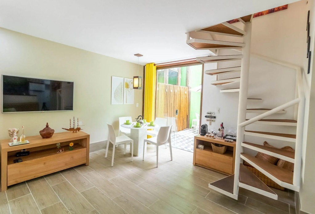 IT12 Bangalô Duplex 2 Suítes Pé na Areia