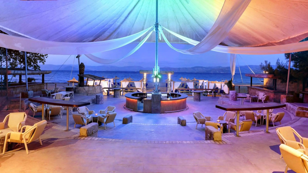 Island Kavos Annex studios
