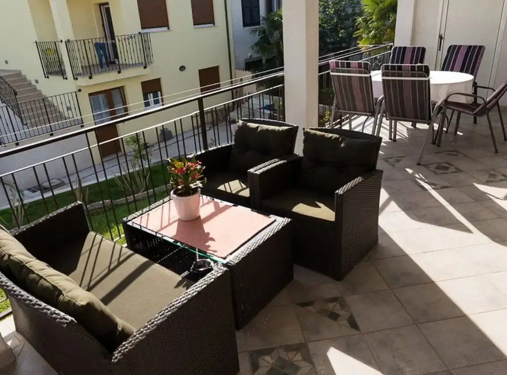 Sunny Street Apartments 2