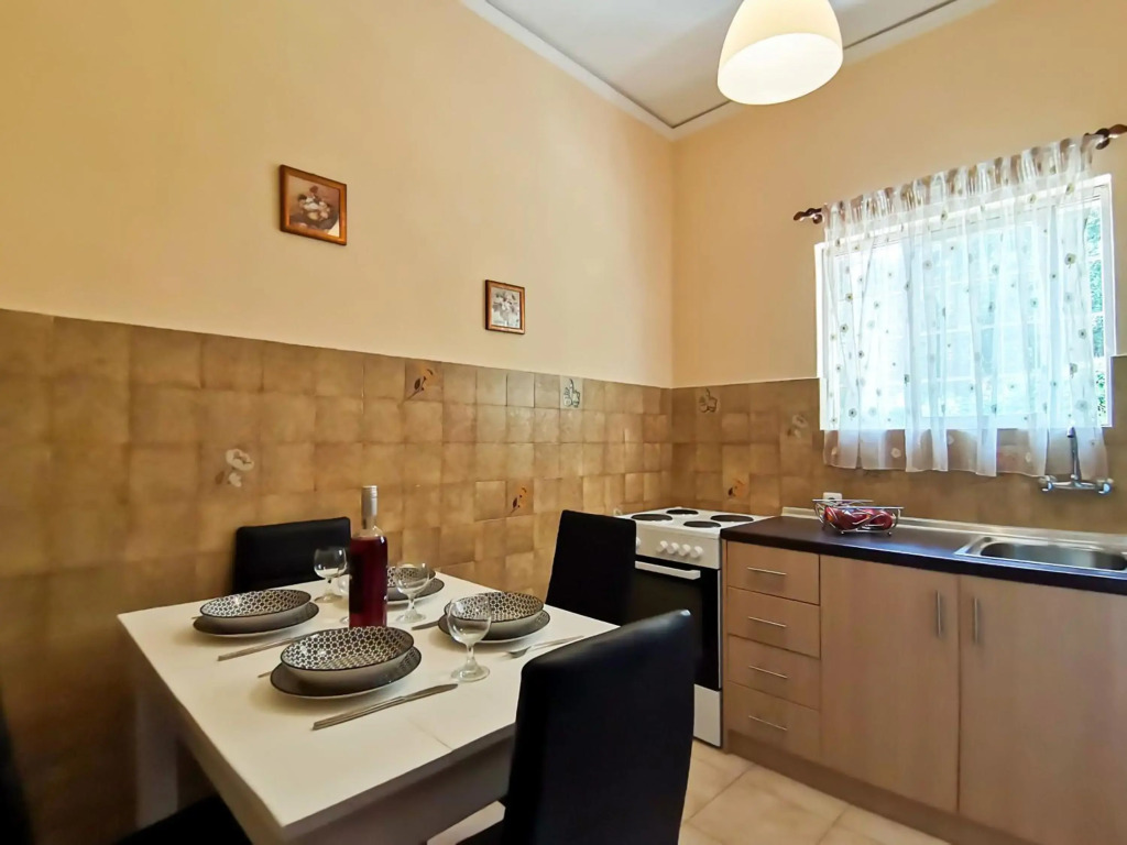 Ilias Apartments