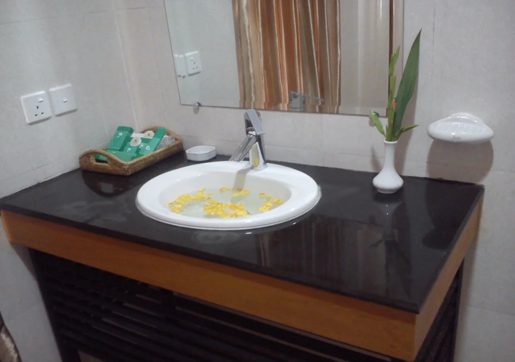 Nay Pyi Taw Hein Hotel