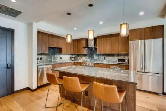 Vail Lion 1 Bedroom Mountain Vacation Rental Just Steps From the Eagle Bahn Gondola