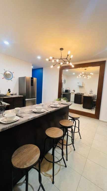 Céntrico #Condo vista al Mar con alberca 2br