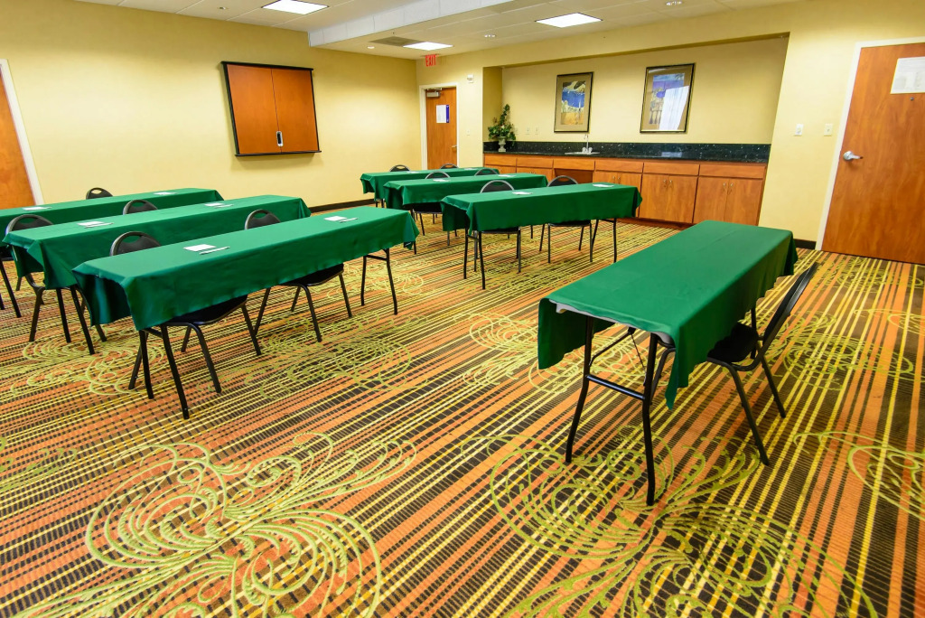 Hampton Inn Houston-Pearland, TX