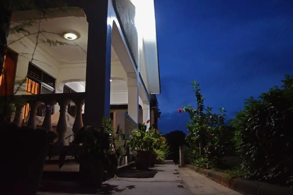 Voyager Hotels and Suites