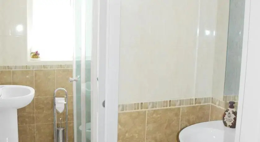 Compass B&B