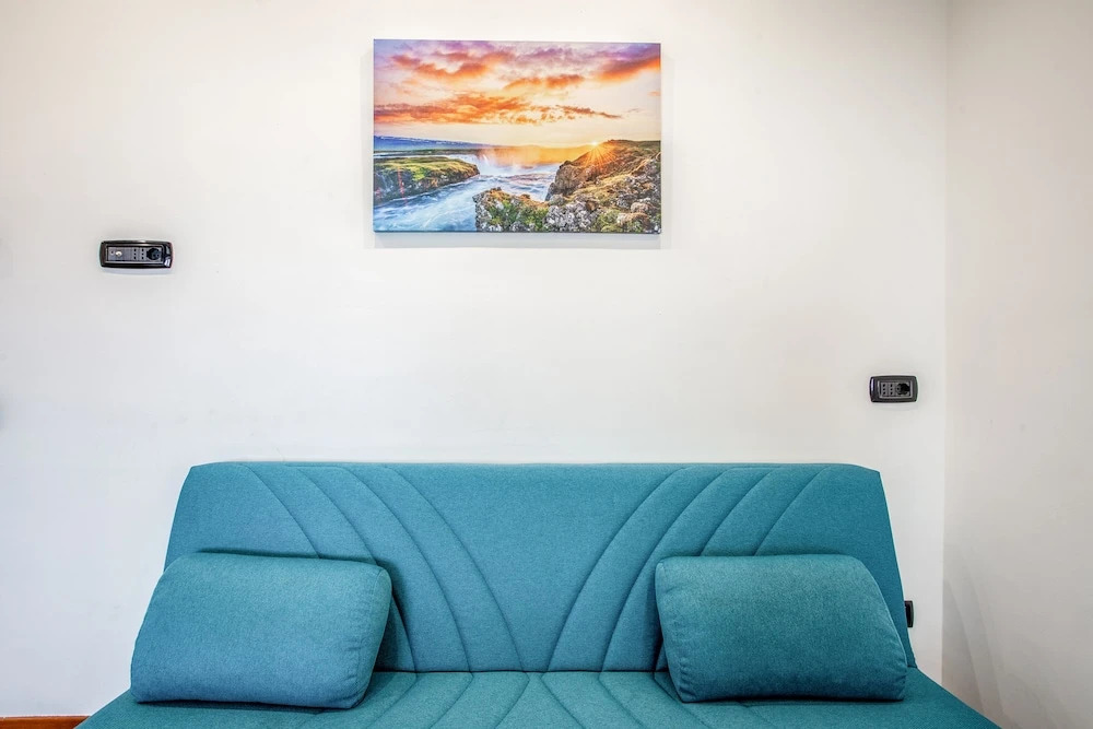 Bari Waterfront Apartment