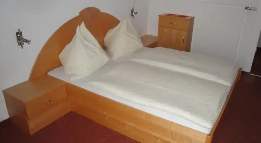 Pension Siegelbrunn B&B