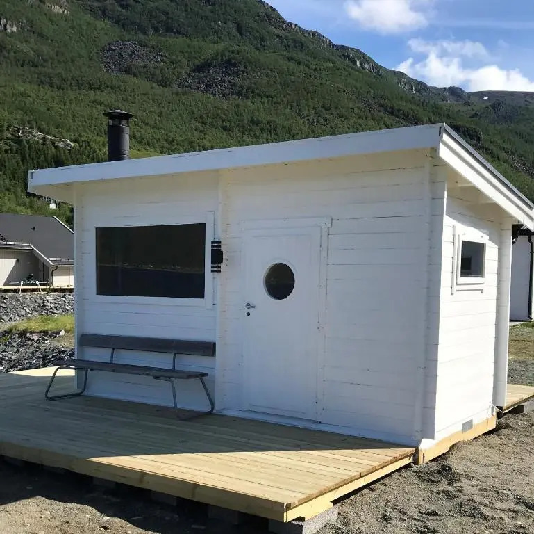 Løkvollstranda camping As
