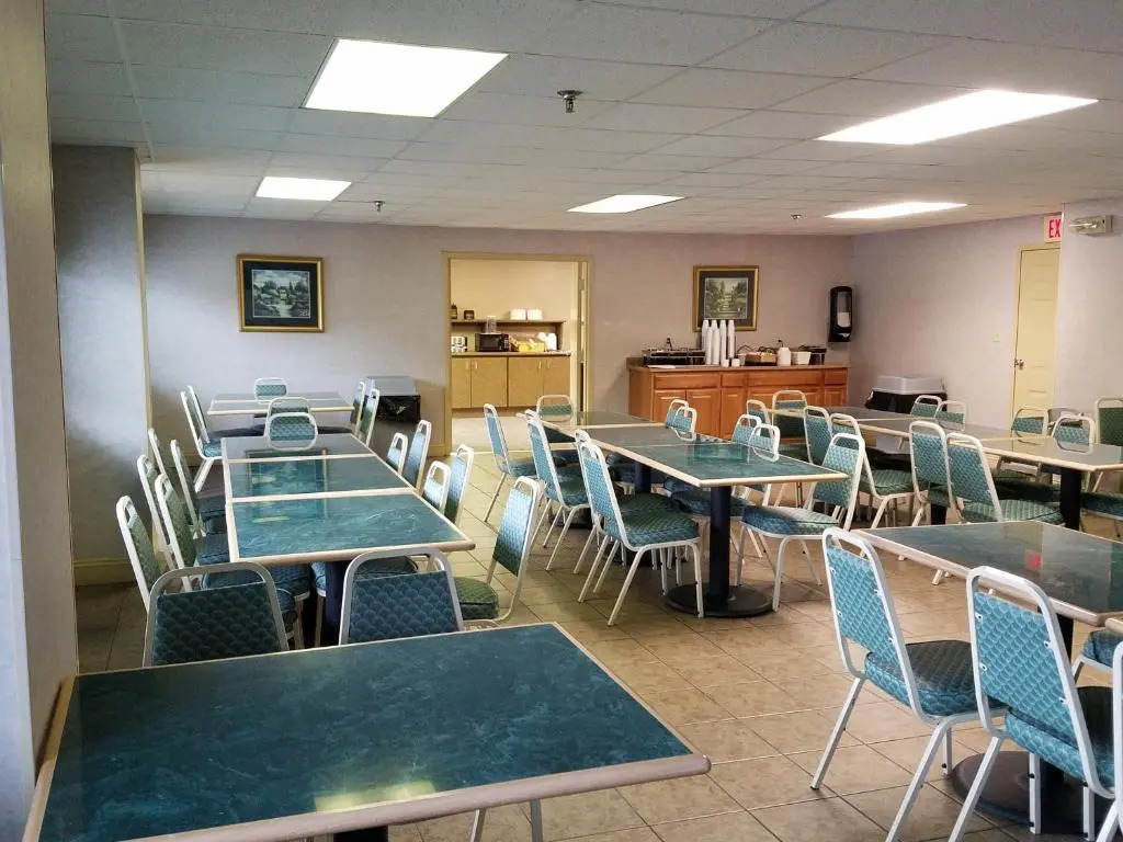 Park Tower Inn