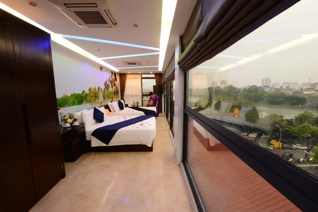 Bella Rosa Hotel & Travel