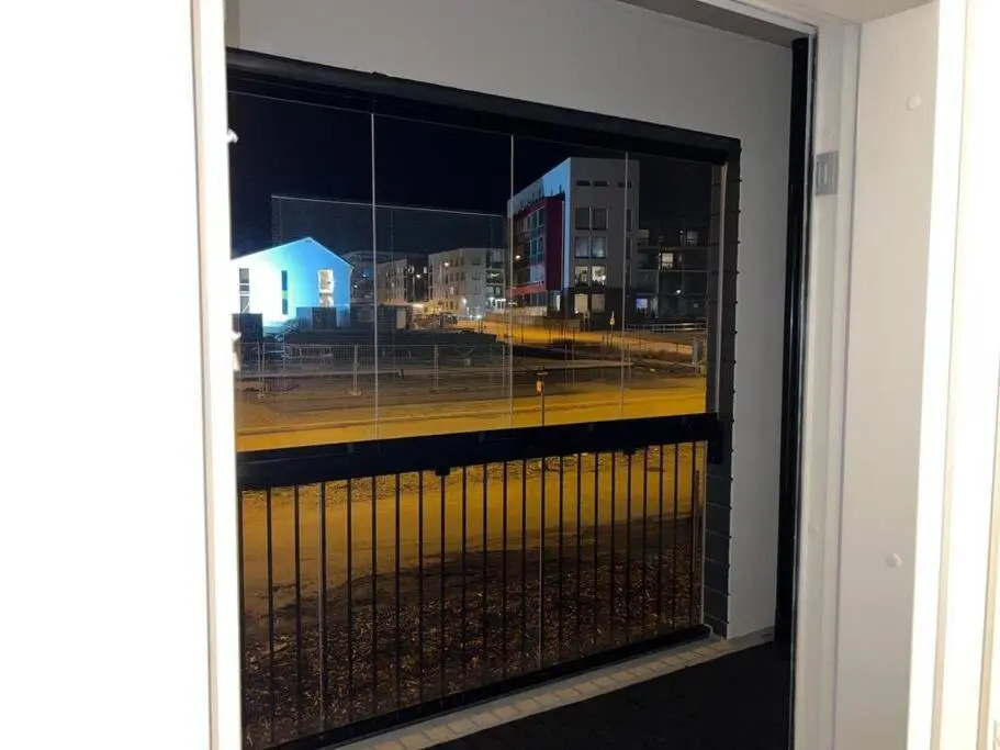 Ihana huoneisto juna aseman vieressä.