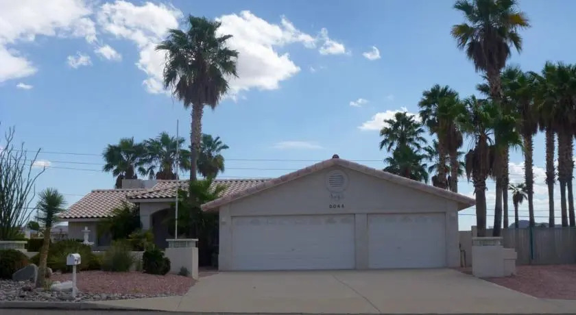 Jamaican Palms by Destination Havasu