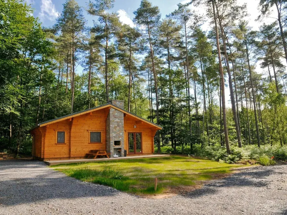 Chalet in Oignies With Wooded Surroundings