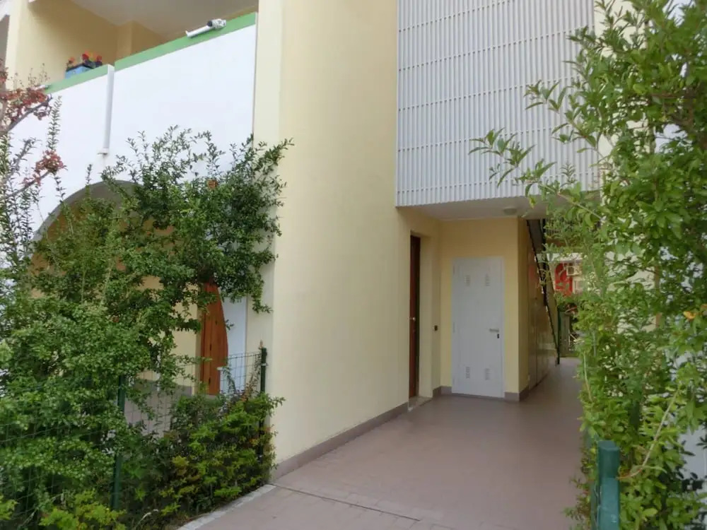Feel at Home in This Apartment With Fenced Garden
