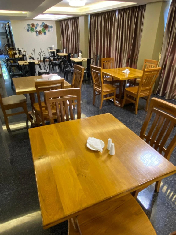 Gemsy Hotel