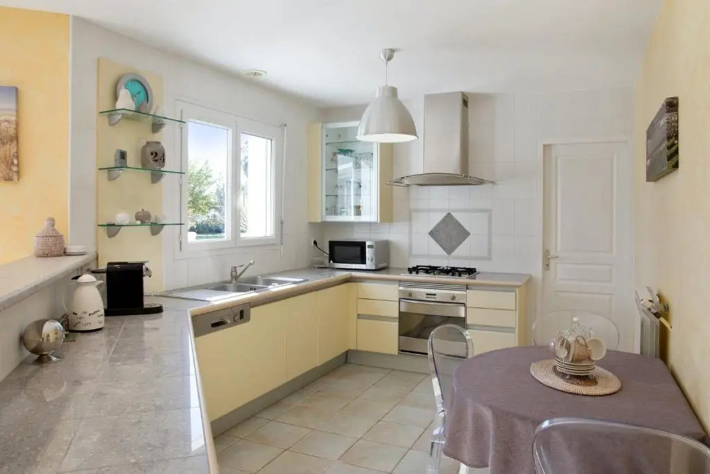 Villa With 5 Bedrooms in Saint-germain-d'esteuil, With Private Pool, E