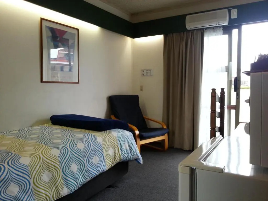 Orana Motor Inn & Restaurant
