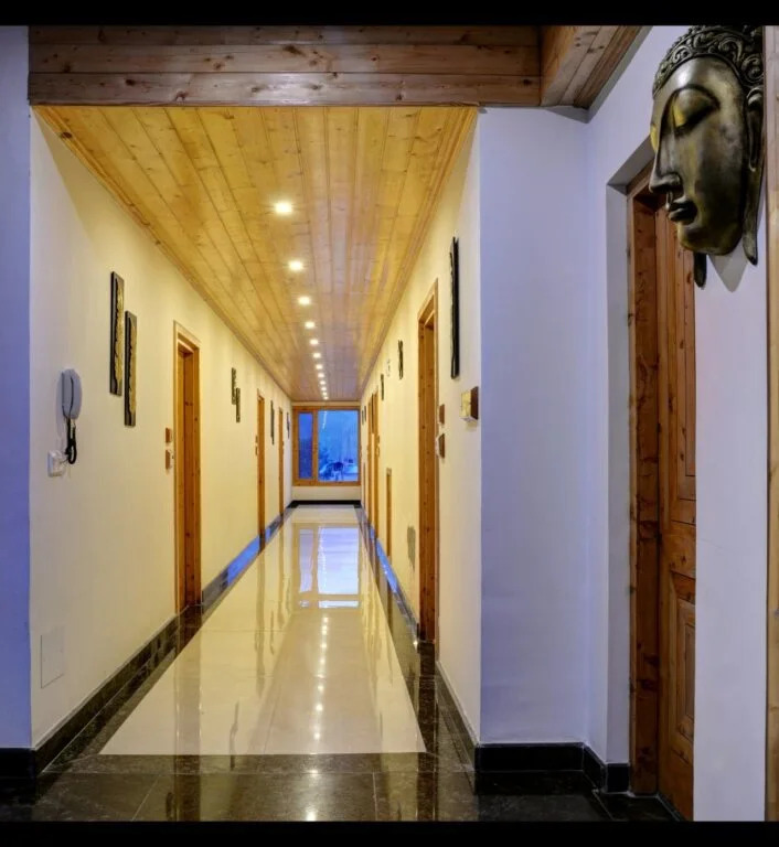 Hotel Chandertal Manali