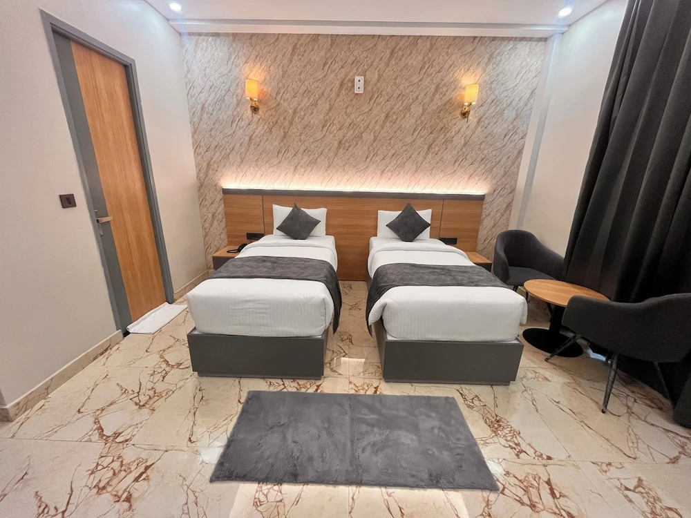 The Grand Oasis Hotel & Resort I Near India Expo Mart