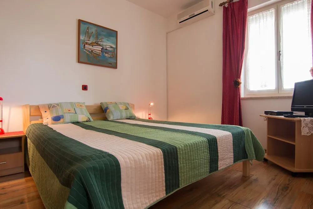 Apartments Nada
