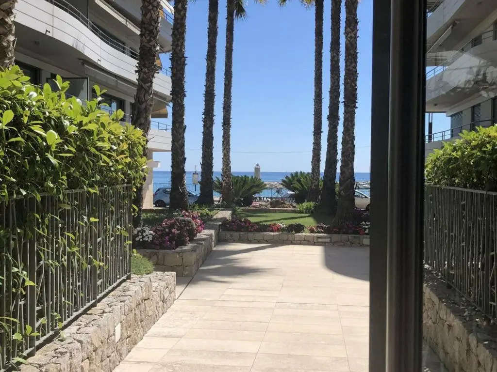 Appartement Menton, 2 pièces, 4 personnes - FR-1-196-282