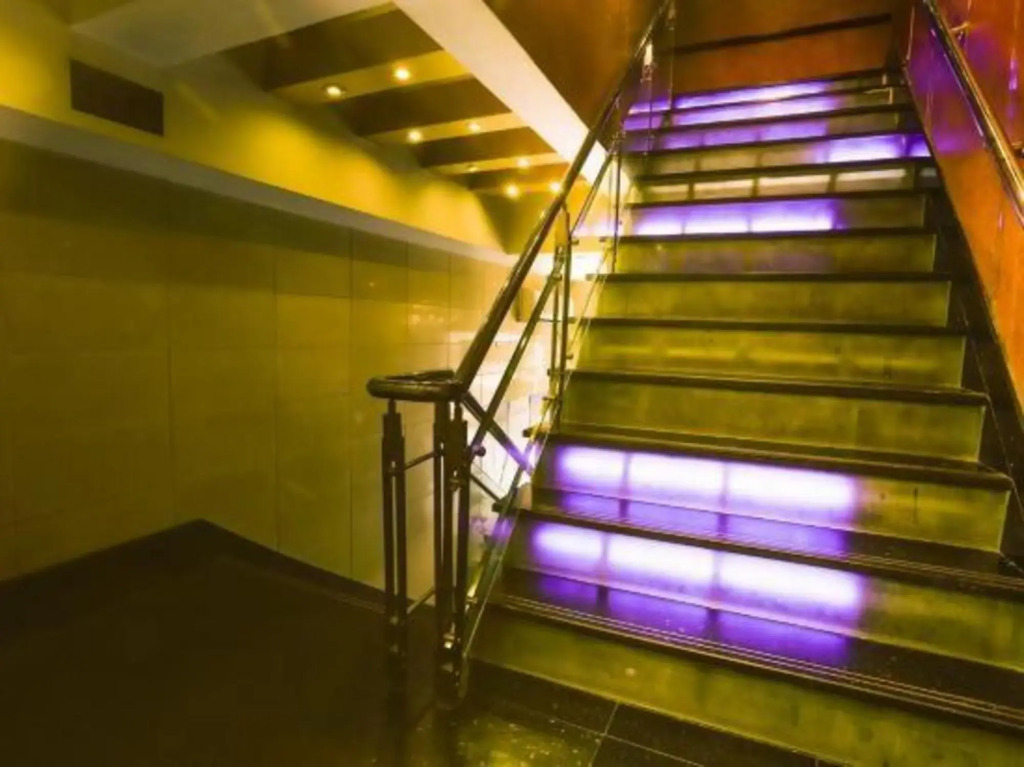 Xingshu 99 Chain Inn (Changhai Hospital Zhengtong Road)