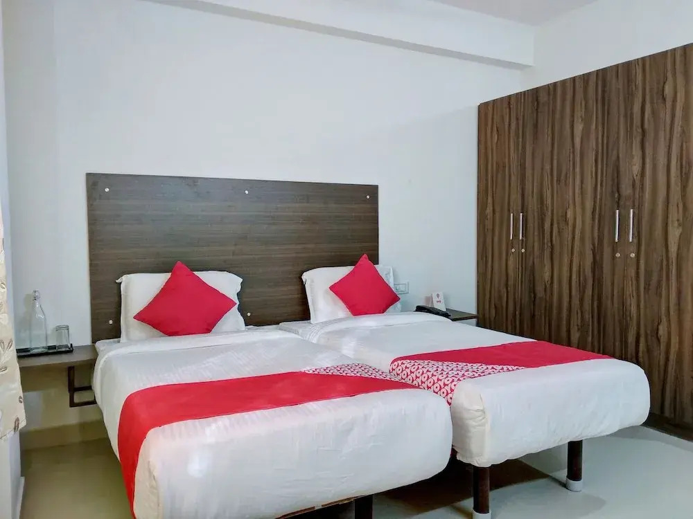 10525 Varcity Abra Madiwala