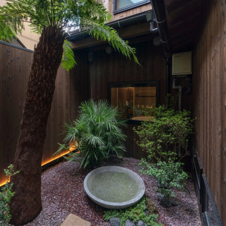 Hinaya Higashiyama Machiya House