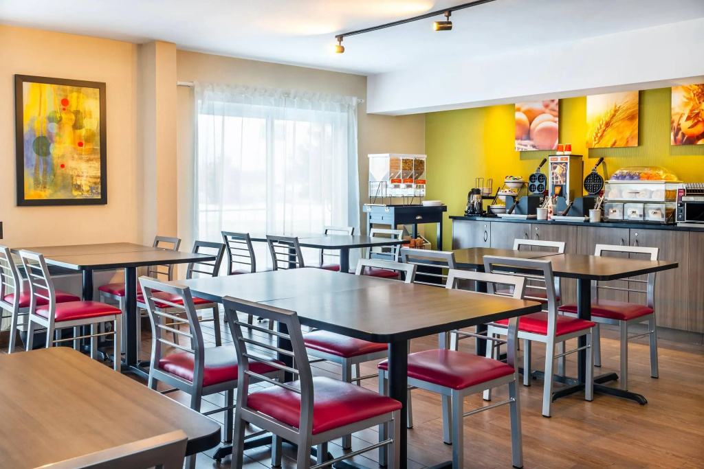 Comfort Inn South Shore