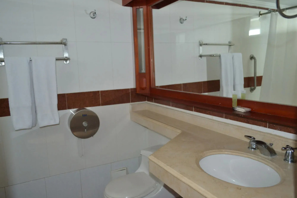 Hotel Charthon